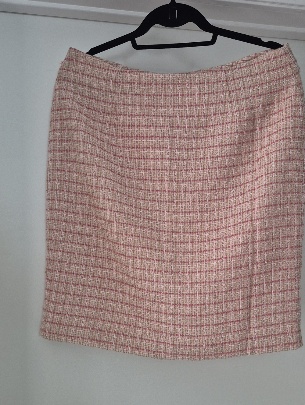 Newport News Pink Tweed Pencil Skirt